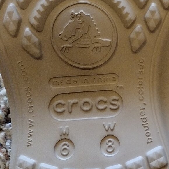 Crocs Sandals - Women's Size 8 - Picture 5 of 5